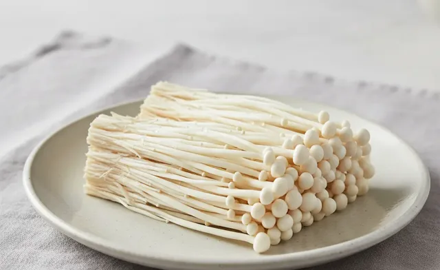 enoki mushroom calories: Nutrition Info For 1 Cup & 100g