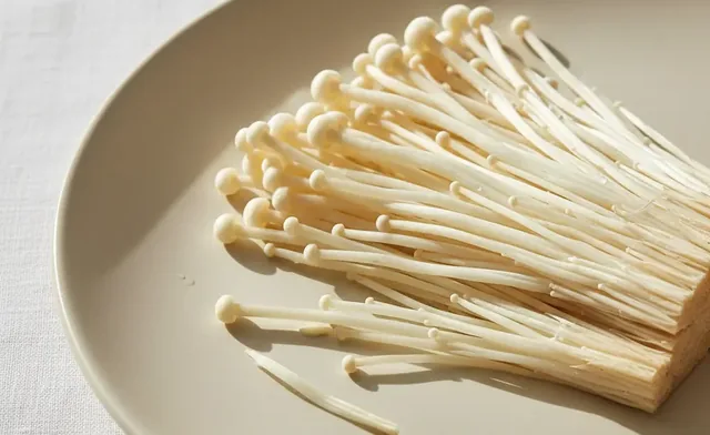 Enoki Mushroom Eat Raw: Risks, Safety, and Precautions