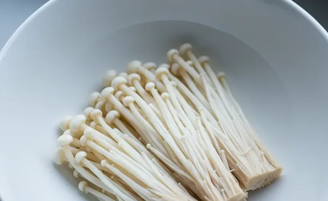 enoki mushroom poisoning | Symptoms & What You Should Do